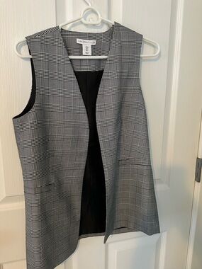 Sincerly Jules Black & White Glen Plaid Sleeveless Long Vest